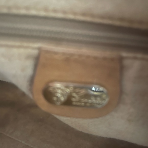 Authentic Gucci Vintage 👜👑 - Picture 8 of 14